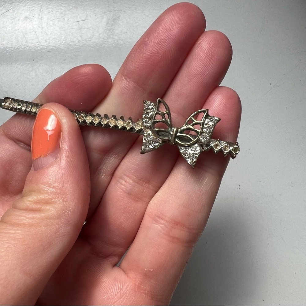 Vintage silver & diamond rhinestone butterfly hair pin - Picture 6 of 7
